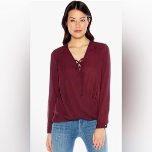 NWT krisa lace up surplice top blouse sz XS winterberry (wine /burgundy) revolve